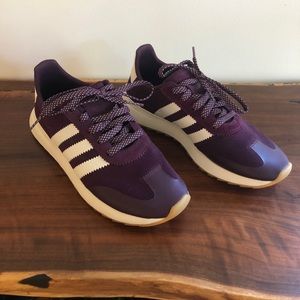 Adidas Sneakers